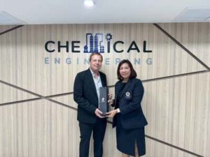 Insulating Asia and Mahidol University representative during the visit